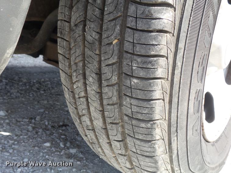 image for item DB6393 2001 Ford F150 XL pickup truck