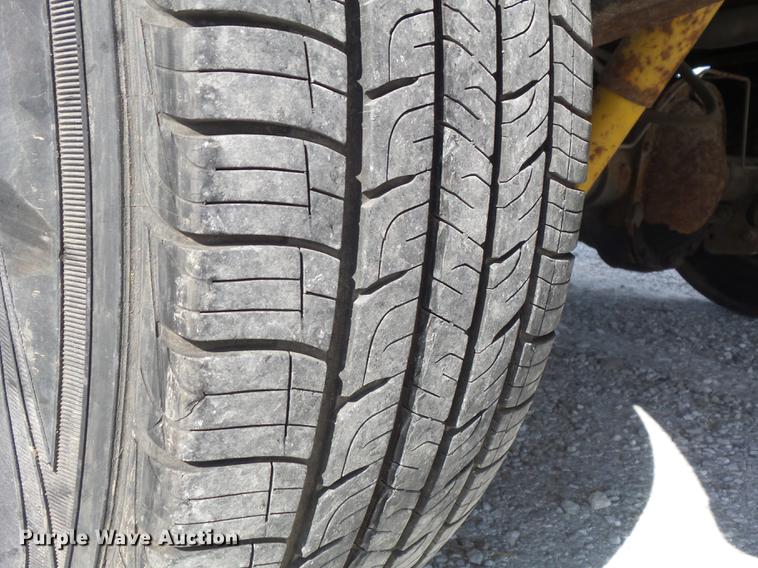 image for item DB6393 2001 Ford F150 XL pickup truck