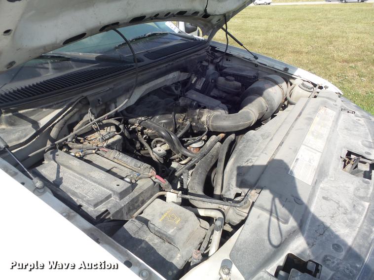 image for item DB6393 2001 Ford F150 XL pickup truck