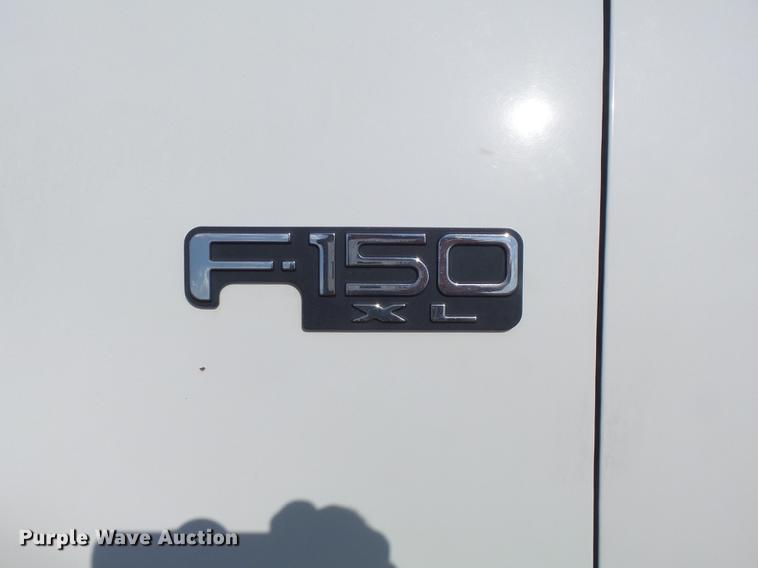 image for item DB6393 2001 Ford F150 XL pickup truck