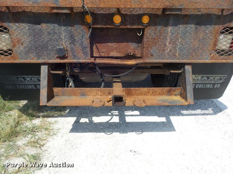 image for item DB6398 2001 Chevrolet Silverado 3500 Ext. Cab flatbed pickup truck