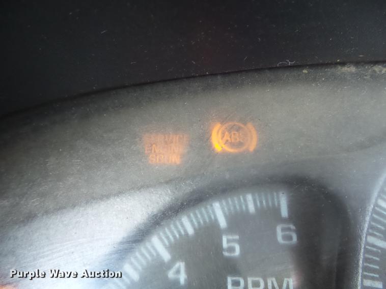 image for item DB6398 2001 Chevrolet Silverado 3500 Ext. Cab flatbed pickup truck