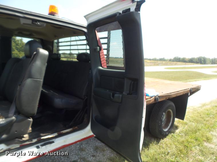 image for item DB6398 2001 Chevrolet Silverado 3500 Ext. Cab flatbed pickup truck