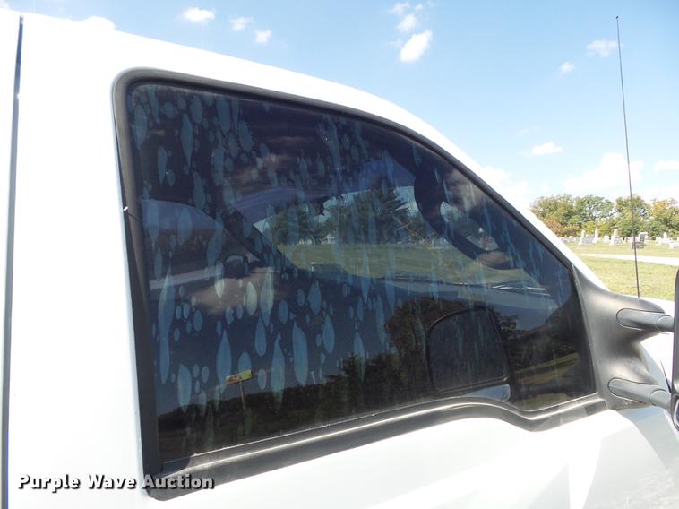 image for item DB6402 2007 Ford F350 Super Duty XL Crew Cab pickup truck