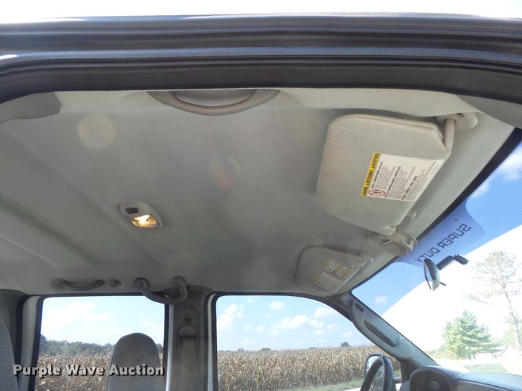 image for item DB6402 2007 Ford F350 Super Duty XL Crew Cab pickup truck