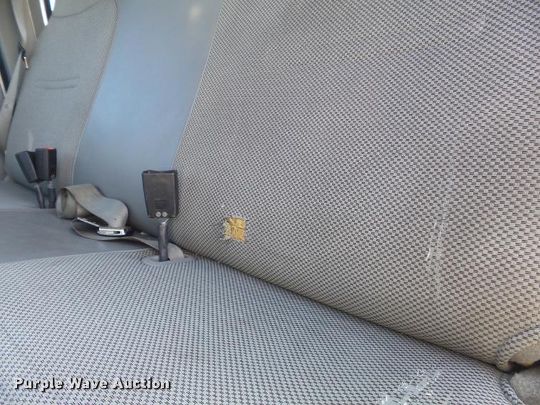 image for item DB6402 2007 Ford F350 Super Duty XL Crew Cab pickup truck