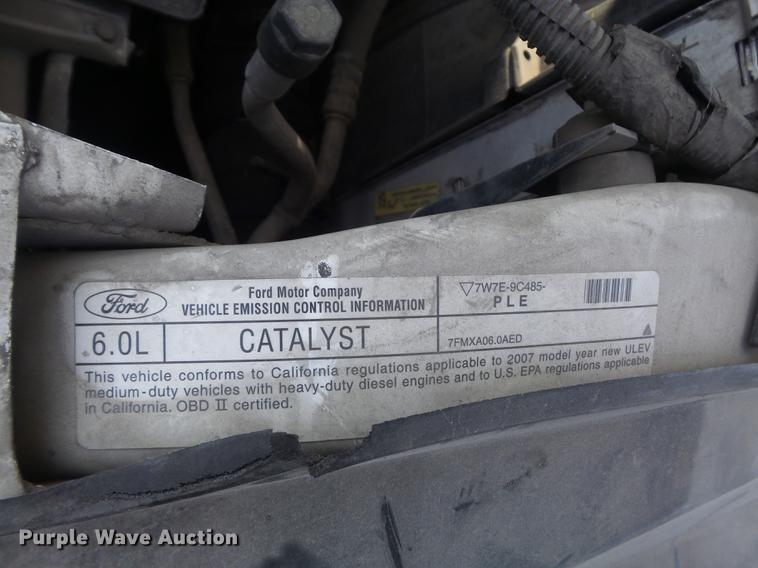 image for item DB6402 2007 Ford F350 Super Duty XL Crew Cab pickup truck