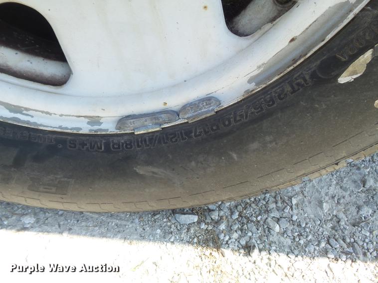 image for item DB6402 2007 Ford F350 Super Duty XL Crew Cab pickup truck