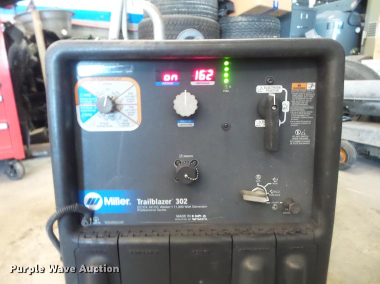 image for item DB6405 Miller Trailblazer 302 welder/generator