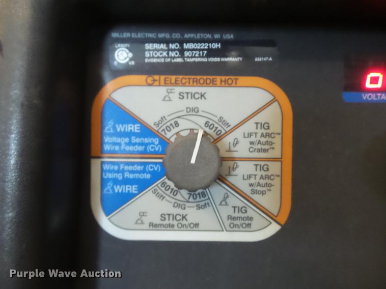 image for item DB6405 Miller Trailblazer 302 welder/generator