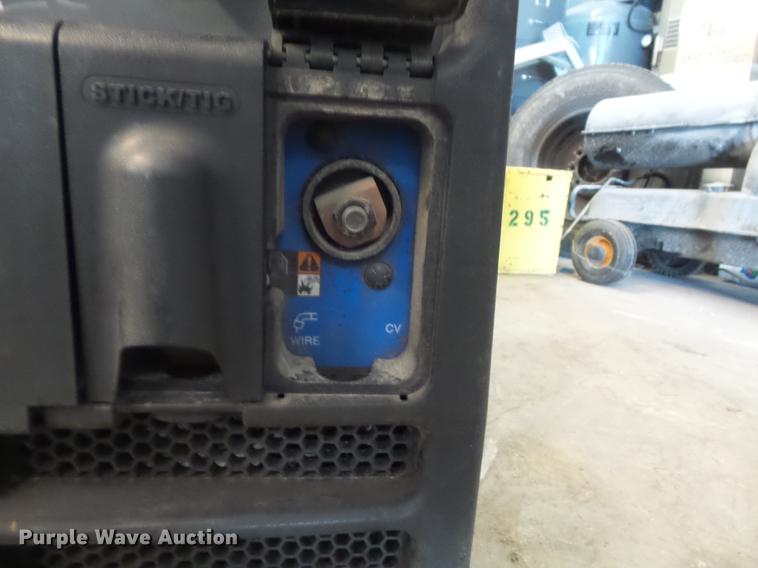 image for item DB6405 Miller Trailblazer 302 welder/generator