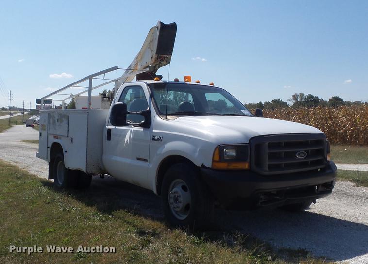 image for item DB6408 2000 Ford F350 Super Duty XL bucket truck