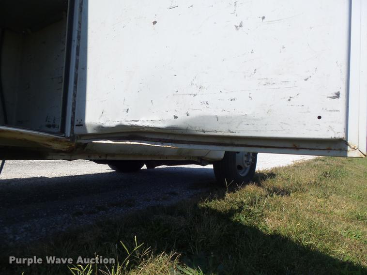 image for item DB6408 2000 Ford F350 Super Duty XL bucket truck