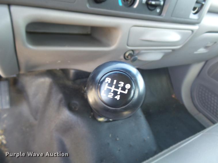 image for item DB6408 2000 Ford F350 Super Duty XL bucket truck