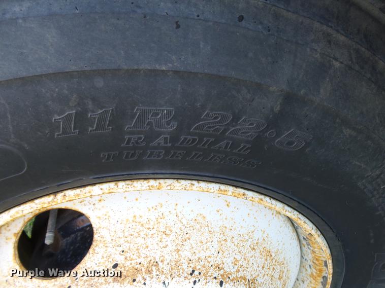 image for item DB7372 2001 Sterling SC7000 road patcher truck