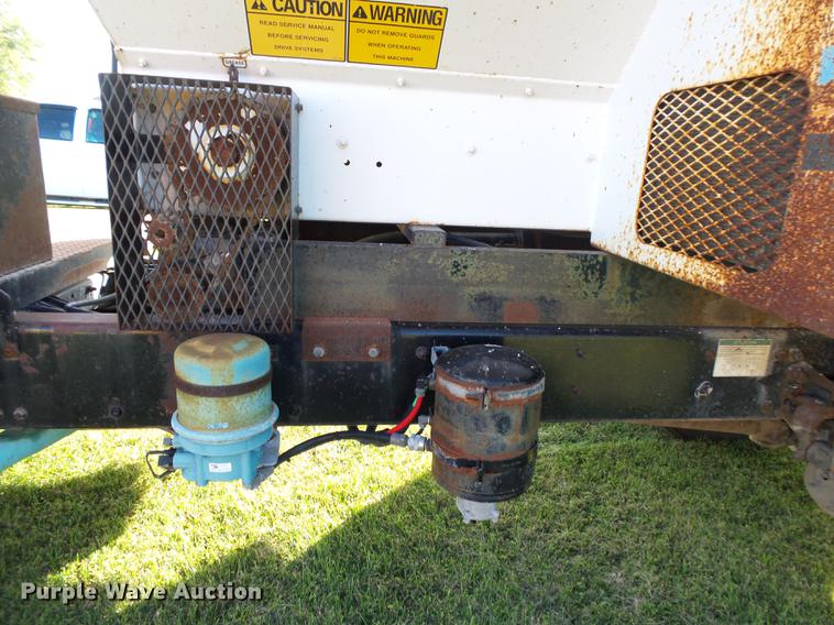 image for item DB7372 2001 Sterling SC7000 road patcher truck