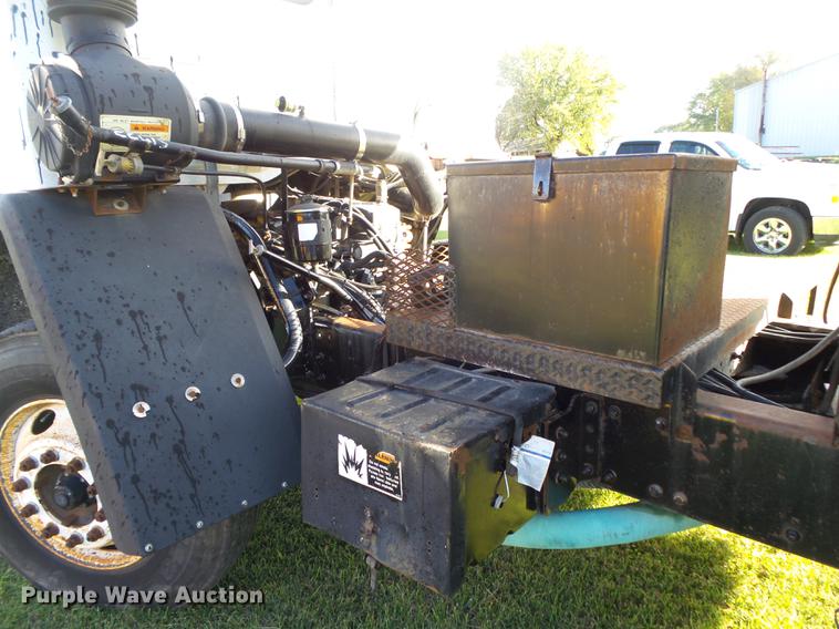 image for item DB7372 2001 Sterling SC7000 road patcher truck