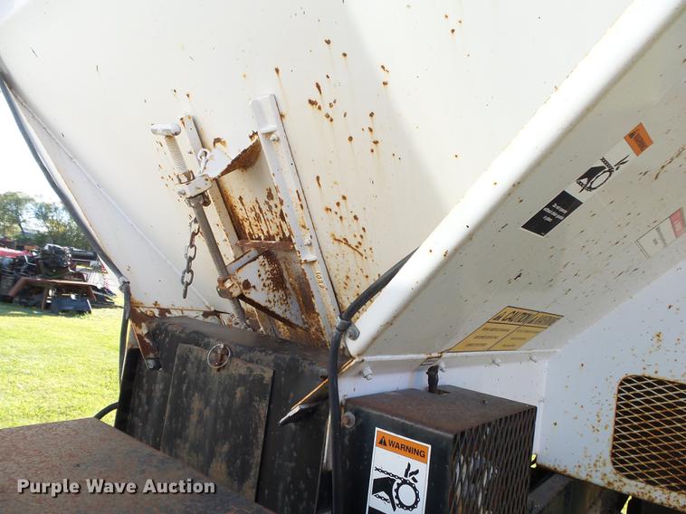 image for item DB7372 2001 Sterling SC7000 road patcher truck