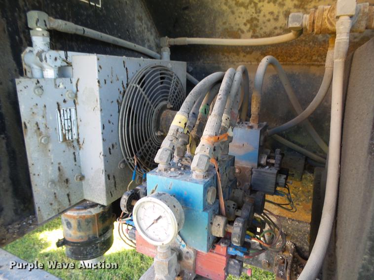 image for item DB7372 2001 Sterling SC7000 road patcher truck