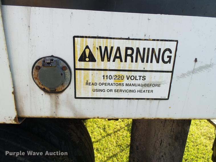 image for item DB7372 2001 Sterling SC7000 road patcher truck