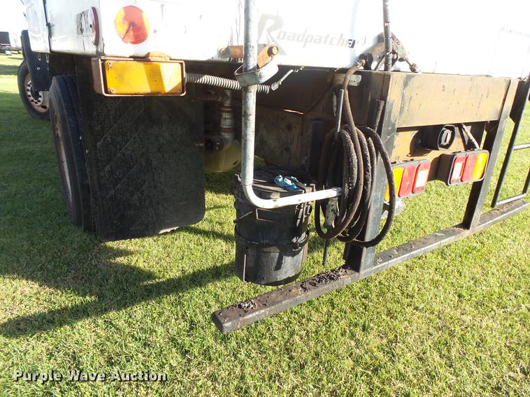 image for item DB7372 2001 Sterling SC7000 road patcher truck