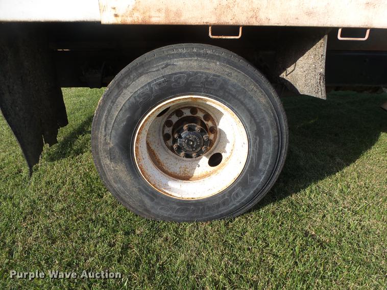 image for item DB7372 2001 Sterling SC7000 road patcher truck