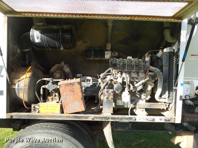 image for item DB7372 2001 Sterling SC7000 road patcher truck