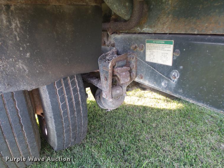 image for item DB7372 2001 Sterling SC7000 road patcher truck