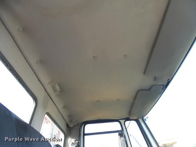 image for item DB7372 2001 Sterling SC7000 road patcher truck