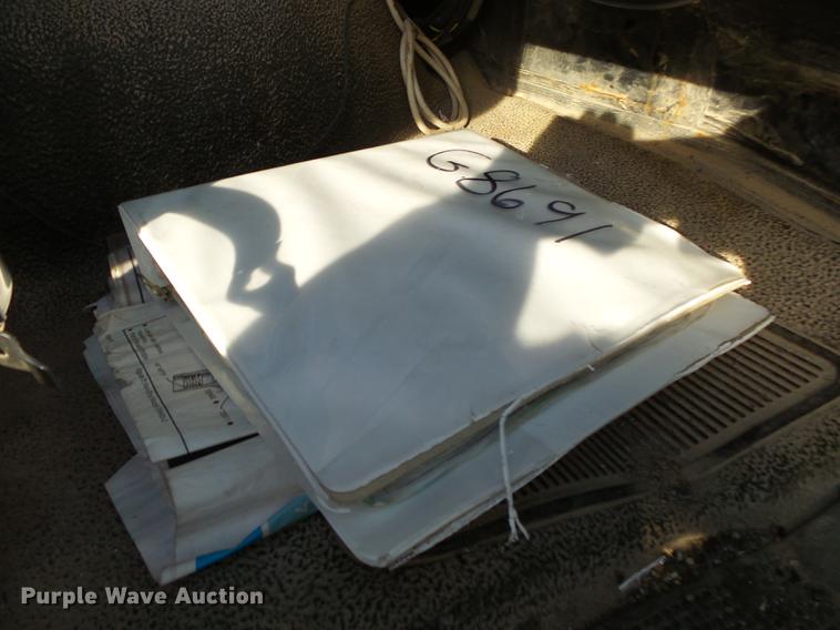 image for item DB7372 2001 Sterling SC7000 road patcher truck