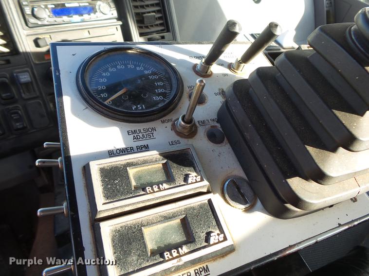 image for item DB7372 2001 Sterling SC7000 road patcher truck