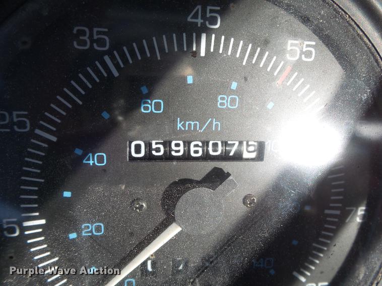 image for item DB7372 2001 Sterling SC7000 road patcher truck