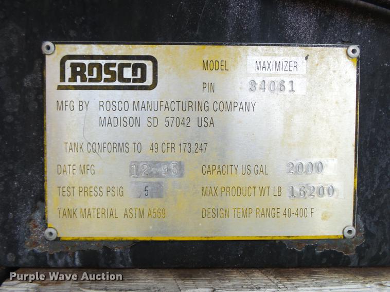 image for item DB7374 1996 International 4900 oil distribution truck