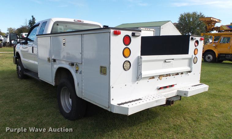 image for item DB7375 2013 Ford F350 Super Duty SuperCab utility bed pickup truck