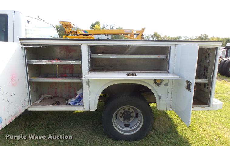 image for item DB7375 2013 Ford F350 Super Duty SuperCab utility bed pickup truck