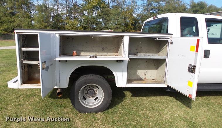 image for item DB7375 2013 Ford F350 Super Duty SuperCab utility bed pickup truck