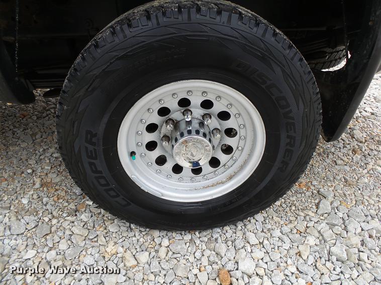 image for item DB7379 2006 Chevrolet Silverado 2500HD Ext. Cab pickup truck