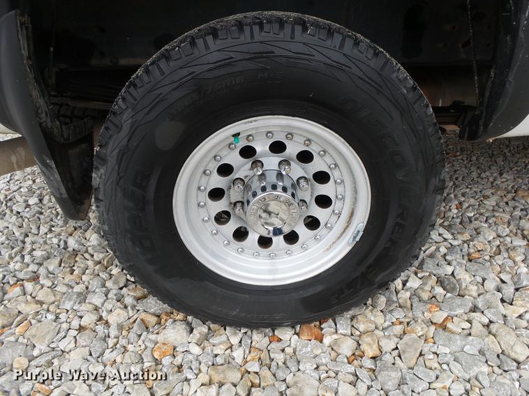 image for item DB7379 2006 Chevrolet Silverado 2500HD Ext. Cab pickup truck