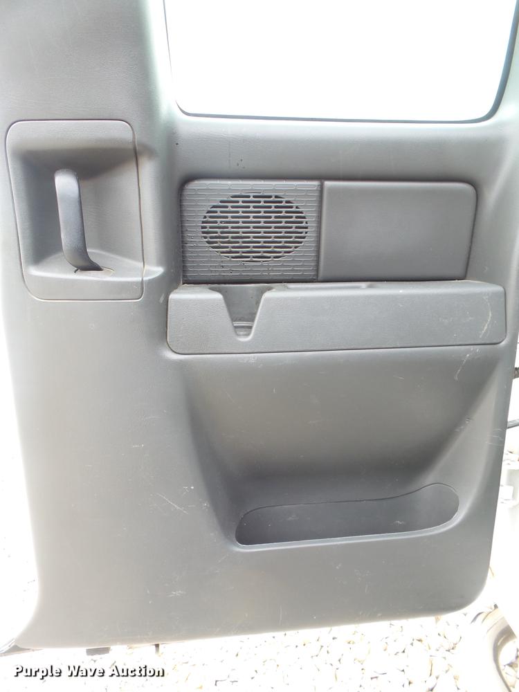 image for item DB7379 2006 Chevrolet Silverado 2500HD Ext. Cab pickup truck