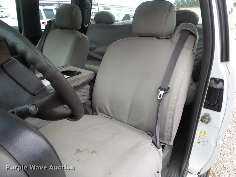 image for item DB7379 2006 Chevrolet Silverado 2500HD Ext. Cab pickup truck