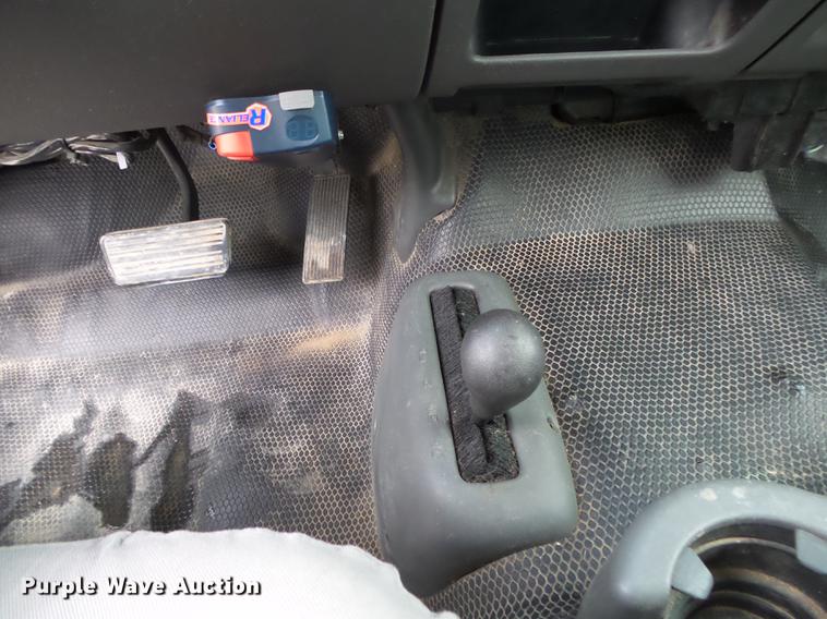 image for item DB7379 2006 Chevrolet Silverado 2500HD Ext. Cab pickup truck