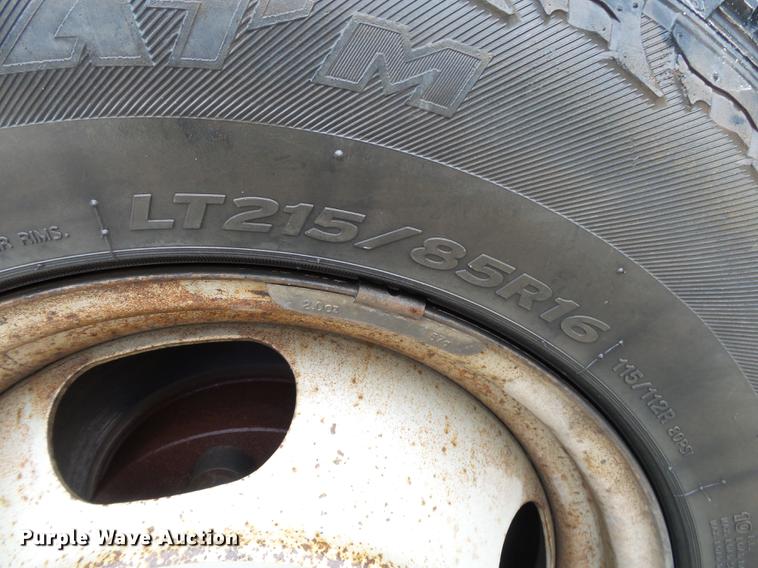 image for item DB7381 2006 Chevrolet Silverado 3500 Ext. Cab flatbed pickup truck