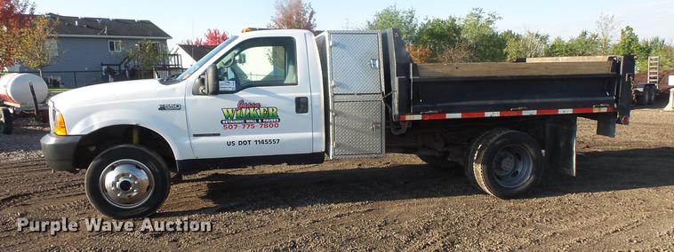 image for item DB8099 2000 Ford F550 Super Duty dump truck