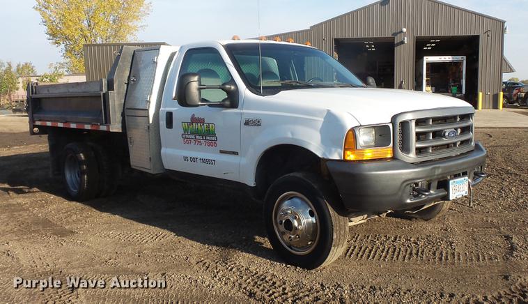 image for item DB8099 2000 Ford F550 Super Duty dump truck
