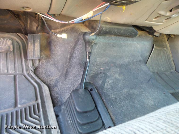 image for item DB8099 2000 Ford F550 Super Duty dump truck