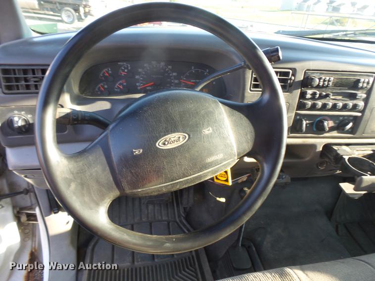 image for item DB8099 2000 Ford F550 Super Duty dump truck