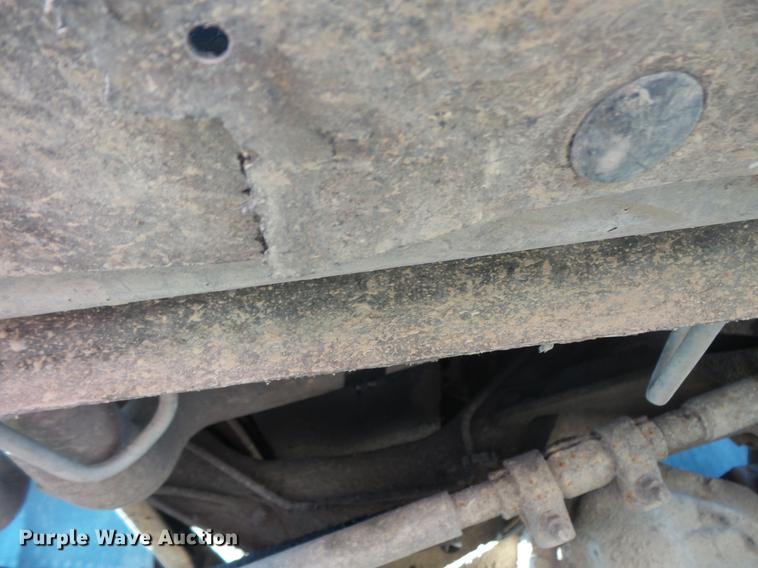 image for item DB8099 2000 Ford F550 Super Duty dump truck