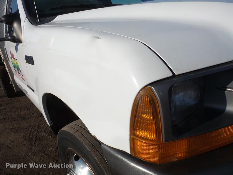 image for item DB8099 2000 Ford F550 Super Duty dump truck