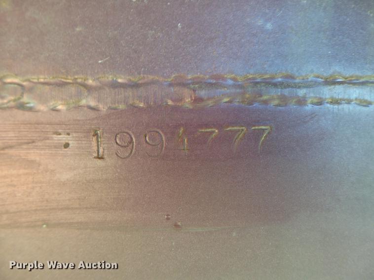 image for item DB9975 1995 Big Valley livestock trailer