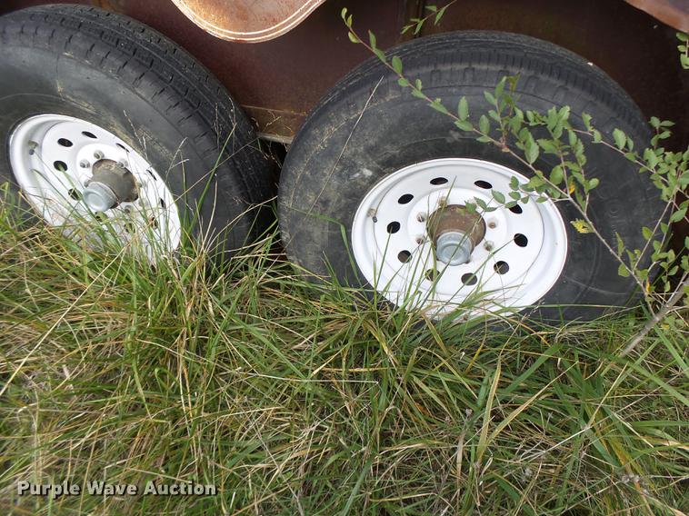 image for item DB9975 1995 Big Valley livestock trailer